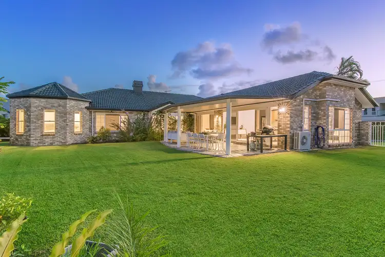 2 Santabelle Crescent, Clear Island Waters QLD 4226