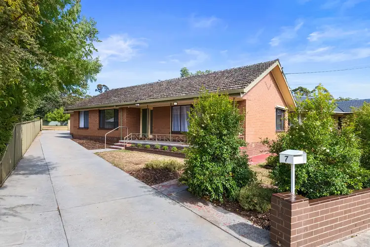 Second view of Homely house listing, 7 Gwenola Court, North Bendigo VIC 3550
