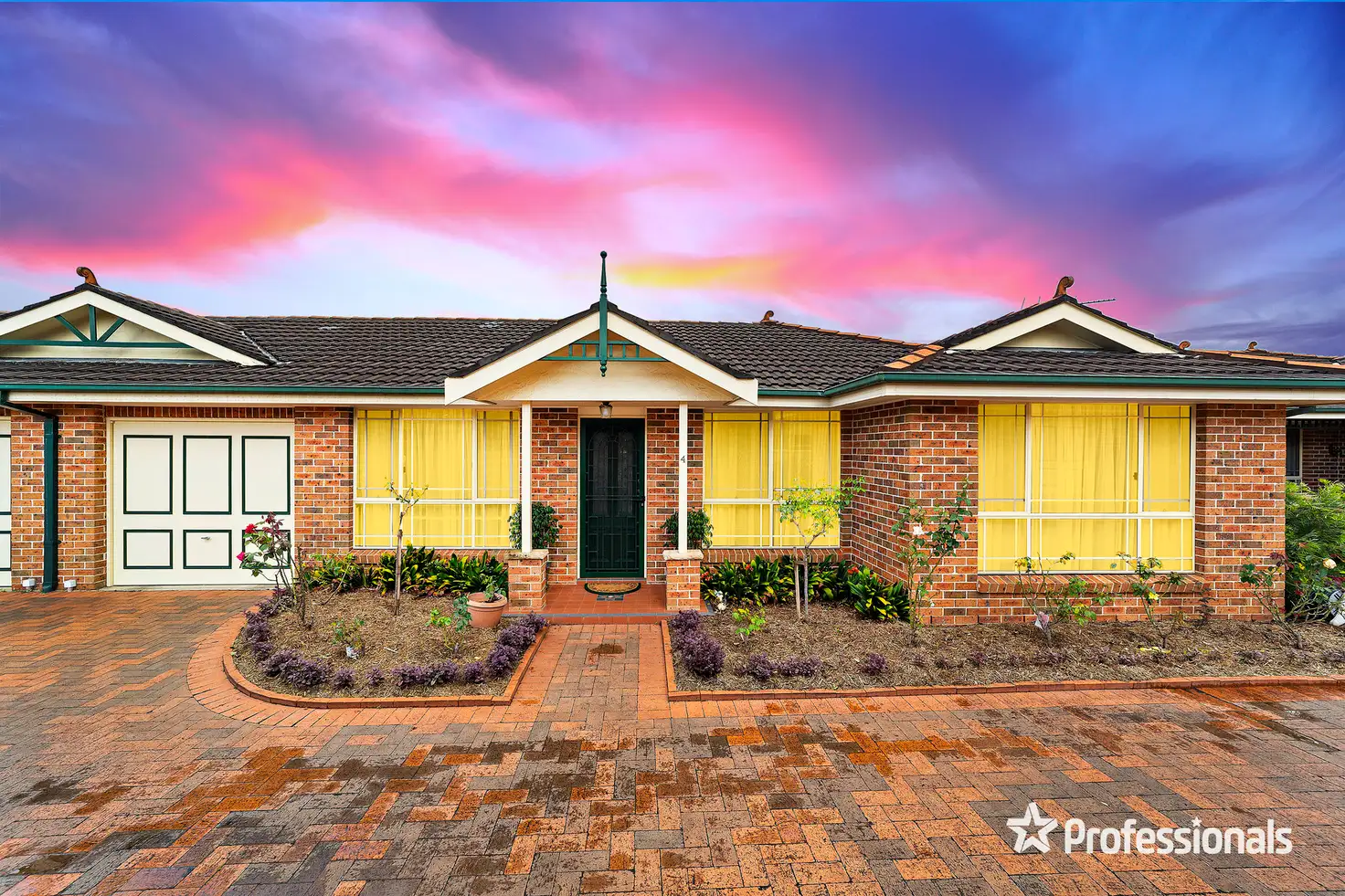 Main view of Homely villa listing, 4/26 Parkview Avenue, Picnic Point NSW 2213