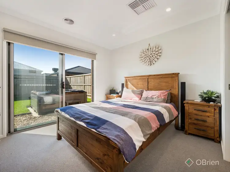 Sixth view of Homely house listing, 9 Firecrest Way, Cranbourne South VIC 3977