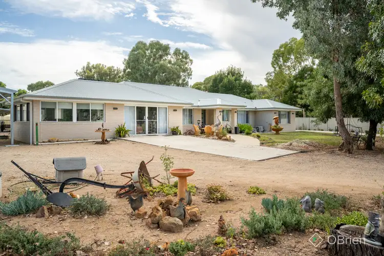 4 McGregor Street, Eldorado VIC 3746