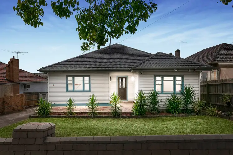 54 Bloomfield Avenue, Maribyrnong VIC 3032