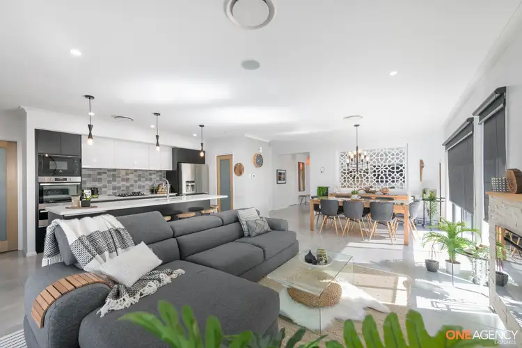 12 Windross Drive, Warners Bay NSW 2282