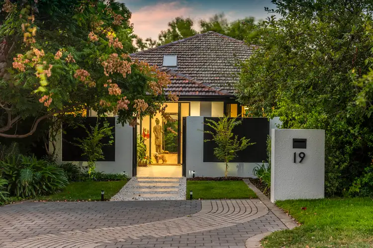 19 Lamington Street, Deakin ACT 2600
