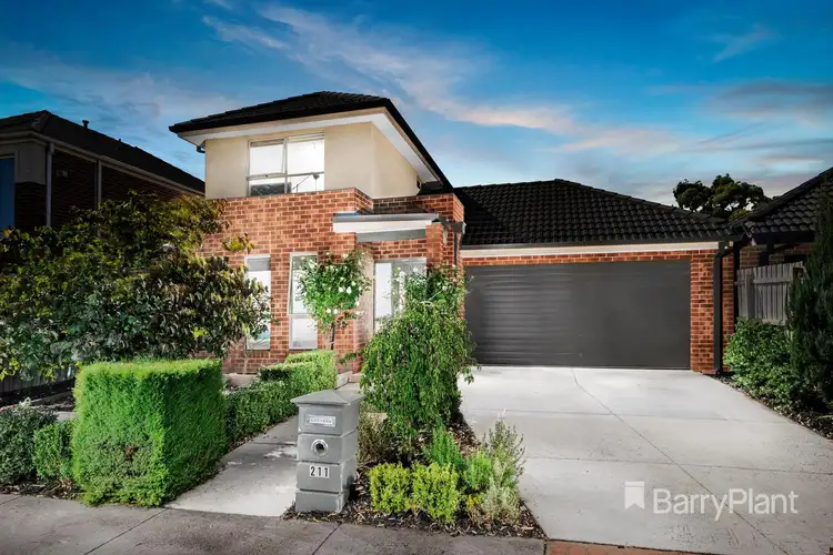 211 The Lakes Boulevard, South Morang VIC 3752