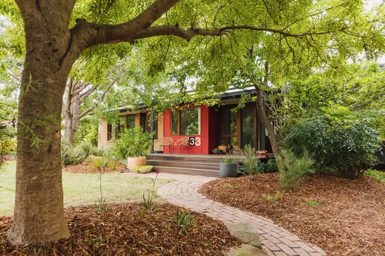 33 Woolcock Street, Watson ACT 2602