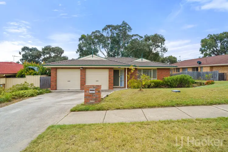 3 Carolyn Jackson Drive, Jerrabomberra NSW 2619