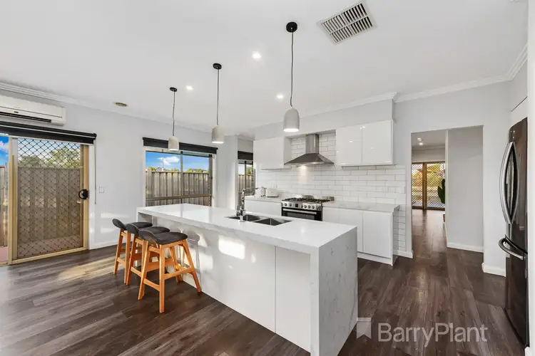 Sixth view of Homely house listing, 2 Bronzewing Street, Williams Landing VIC 3027