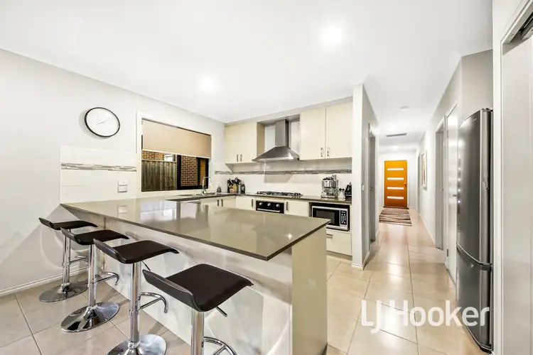 Sixth view of Homely house listing, 10 Symons Street, Cranbourne East VIC 3977