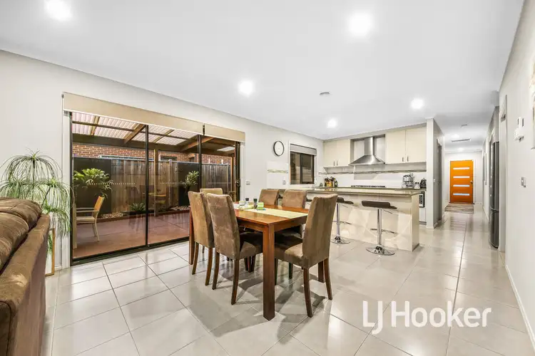 Seventh view of Homely house listing, 10 Symons Street, Cranbourne East VIC 3977