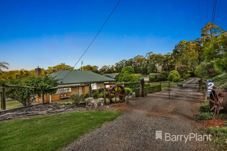 27 The Wridgeway, Mount Evelyn VIC 3796
