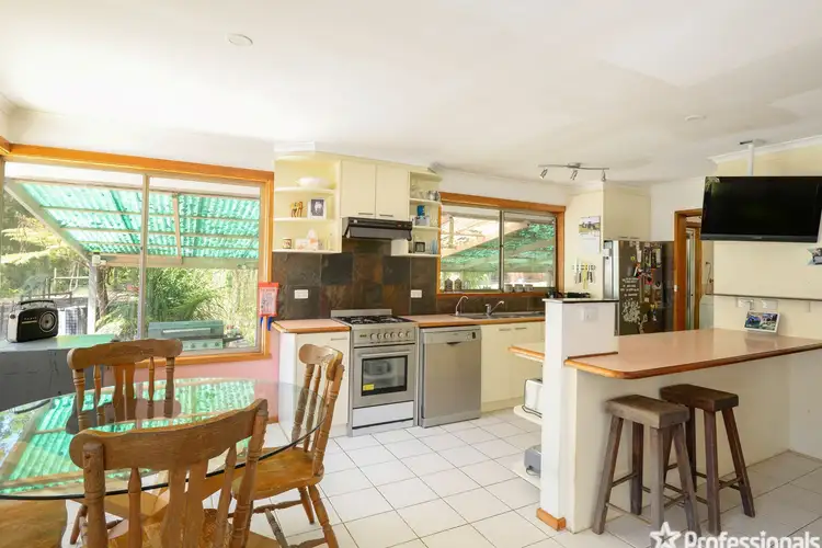 Fifth view of Homely house listing, 325 Glenview Road, Launching Place VIC 3139