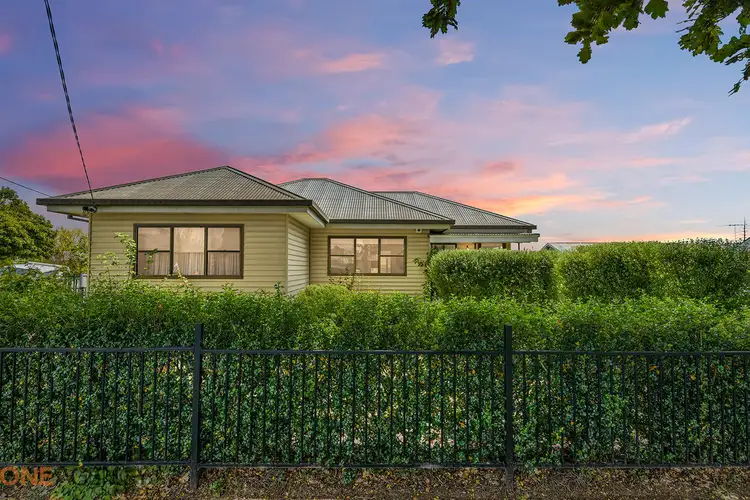 21 Glenroi Avenue, Orange NSW 2800