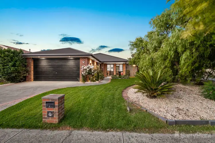 9 Jacaranda Way, Pakenham VIC 3810