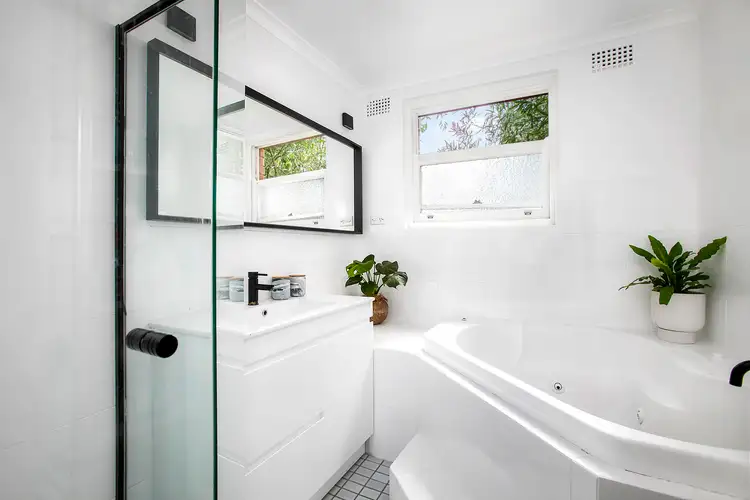 Fifth view of Homely apartment listing, 3/4 Garie Place, South Coogee NSW 2034