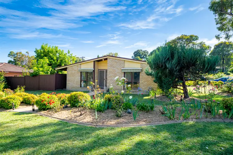 1 Vale Place, Wanniassa ACT 2903