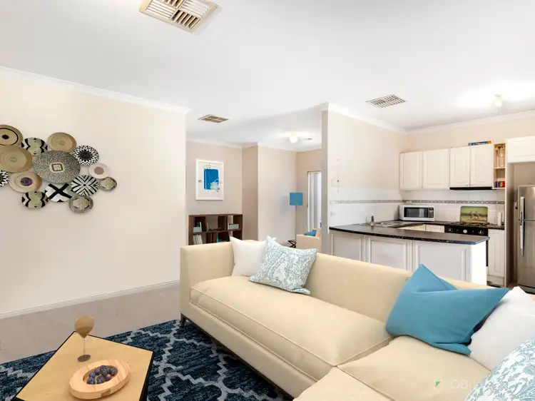 Second view of Homely house listing, 4 MacAlister Place, Pakenham VIC 3810