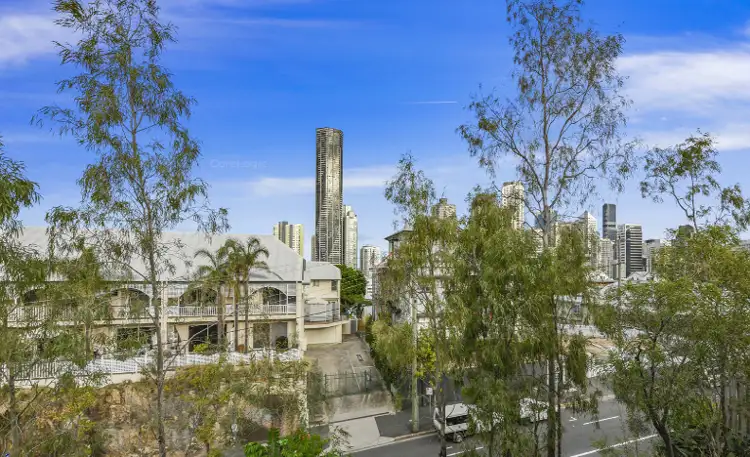 16/142 St Pauls Terrace, Spring Hill QLD 4000