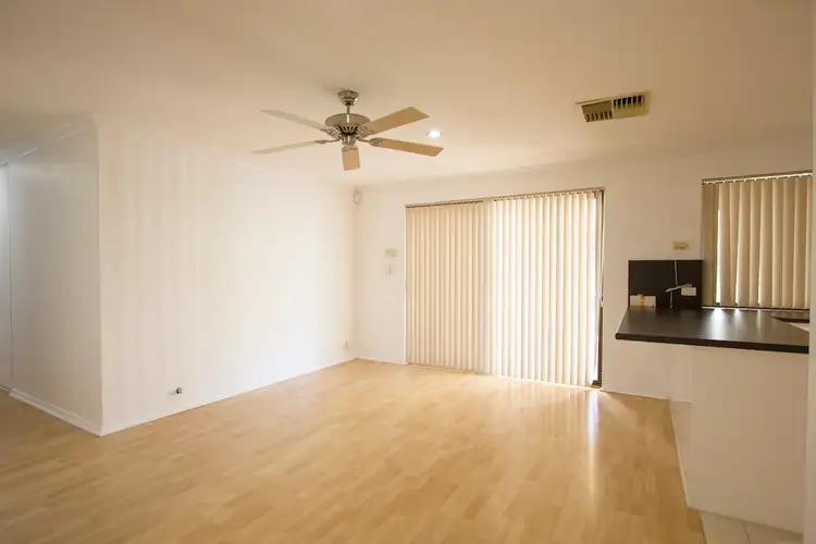 Fifth view of Homely house listing, 45 Guinivere Way, Camillo WA 6111