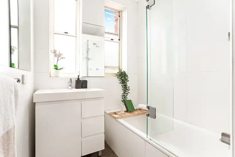 Fifth view of Homely apartment listing, 2/1 Manion Avenue, Rose Bay NSW 2029