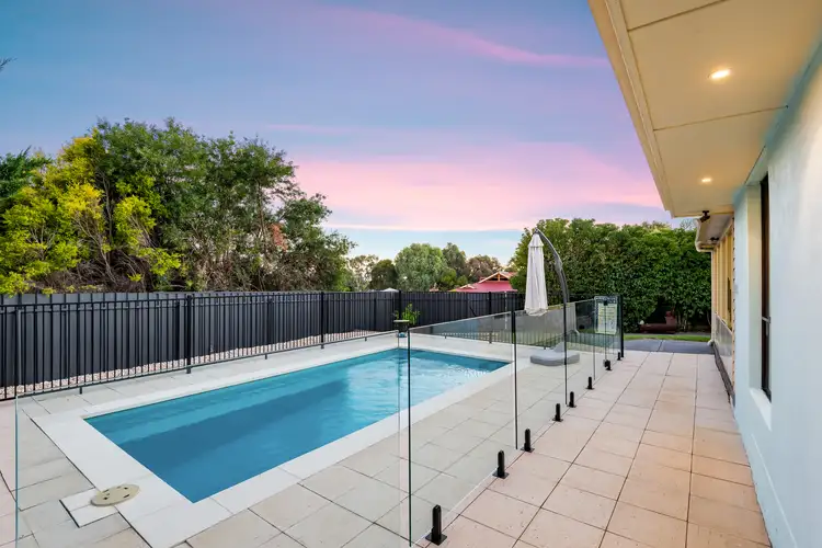 14 Doulton Drive, Trott Park SA 5158