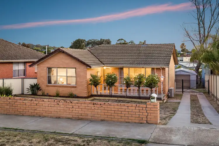 118 St Aidans Road, Kennington VIC 3550