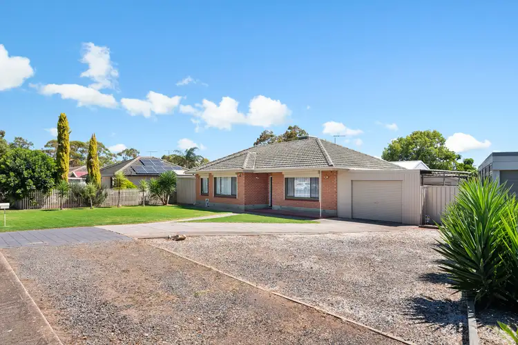 4 Lawrence Street, Morphett Vale SA 5162