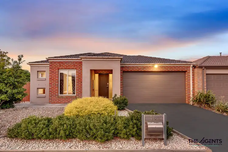 18 Island Way, Point Cook VIC 3030