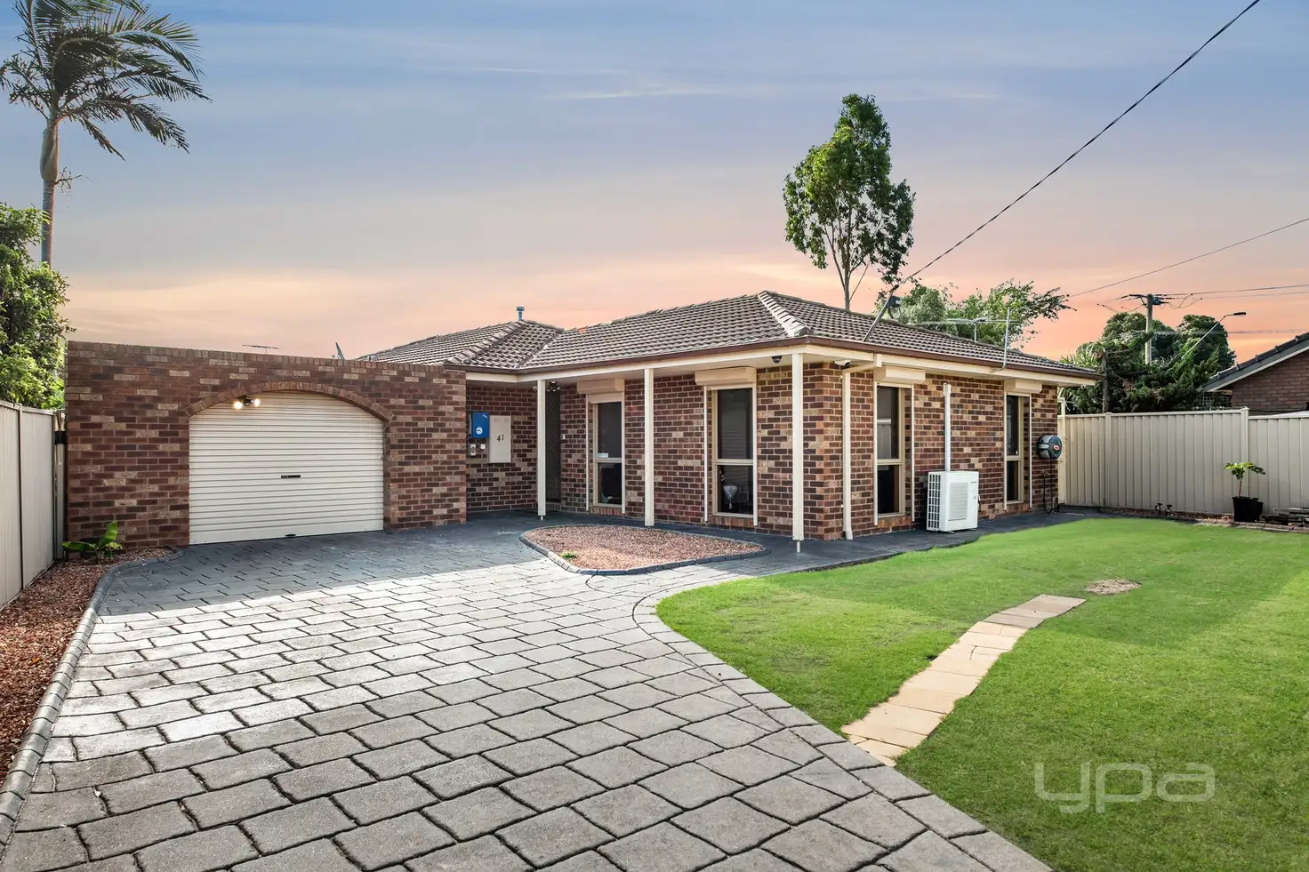 Main view of Homely house listing, 41 Beacon Hills Crescent, Craigieburn VIC 3064