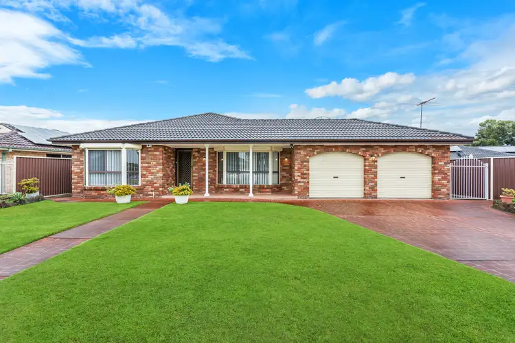 19 Mulligan Street, Bossley Park NSW 2176
