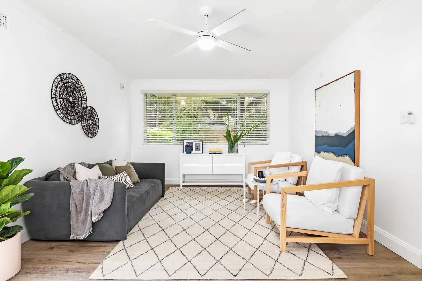 Main view of Homely unit listing, 11/15 Stuart Street, Manly NSW 2095
