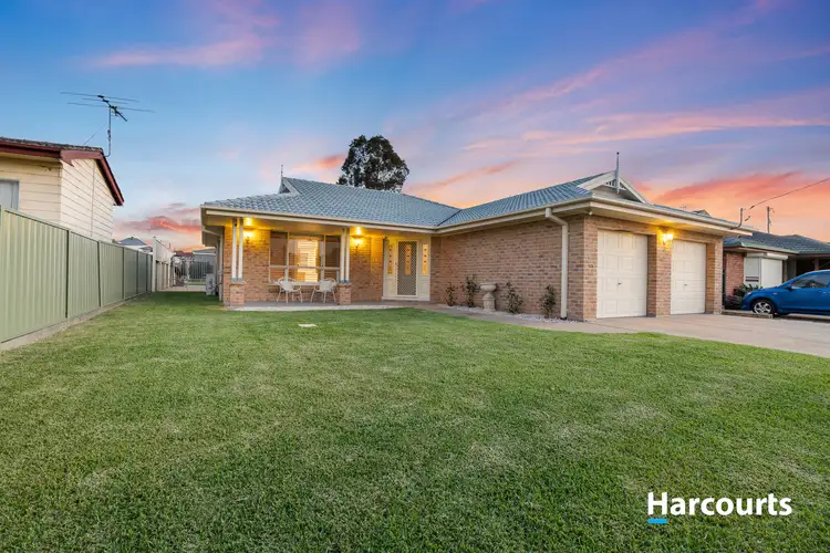 7 Centre Street, Greta NSW 2334