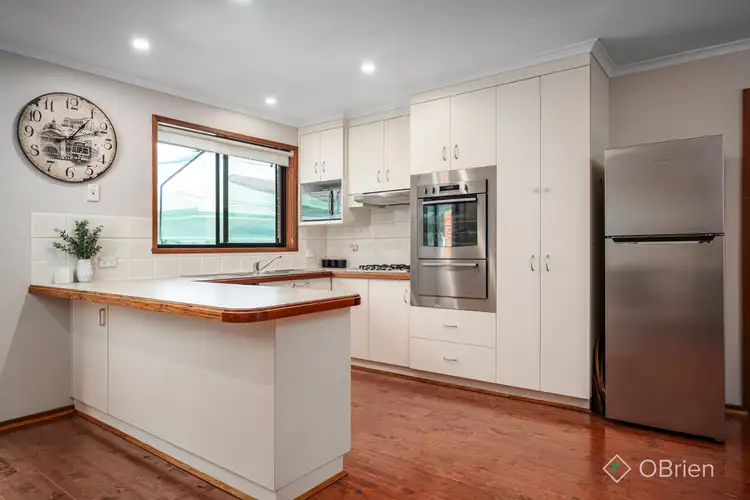 Second view of Homely house listing, 6 Kingston Crt, Wangaratta VIC 3677