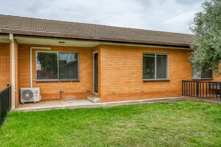 Main view of Homely unit listing, 2/404 Douglas Road, Lavington NSW 2641