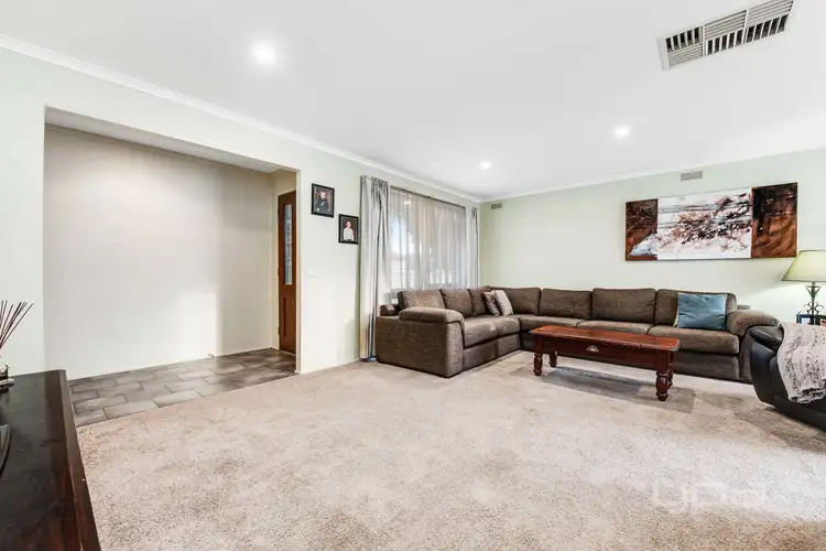 Fifth view of Homely house listing, 7 Haig Place, Attwood VIC 3049