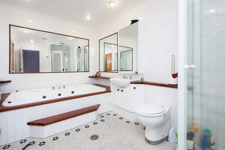 Sixth view of Homely house listing, 2 Drevermann Street, Farrer ACT 2607