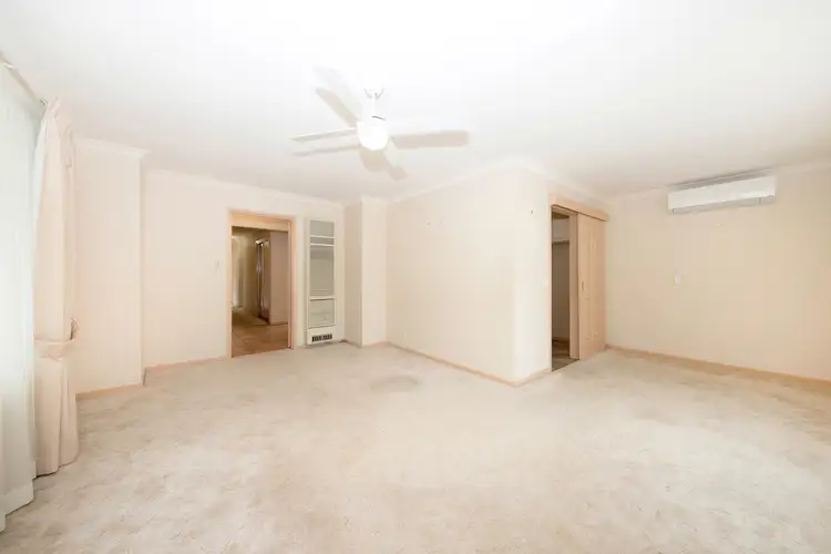 Sixth view of Homely house listing, 5 Crawford Crescent, Flynn ACT 2615