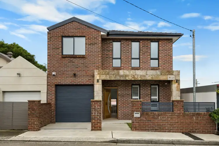 8 Way Street, Tempe NSW 2044