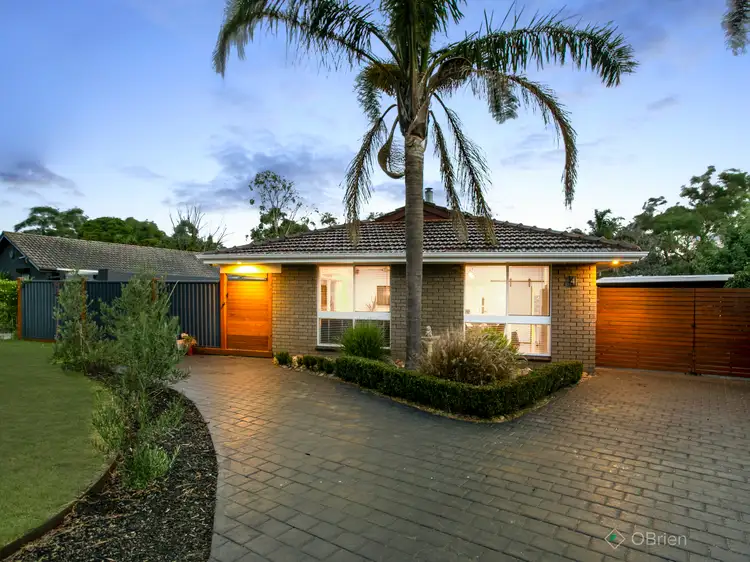 4 Redwood Court, Junction Village VIC 3977