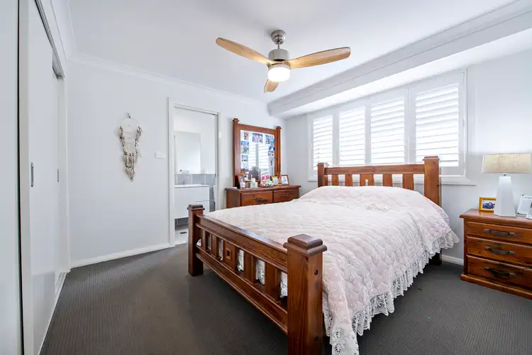 Sixth view of Homely semi-detached listing, 4B Apsley Crescent, Dubbo NSW 2830