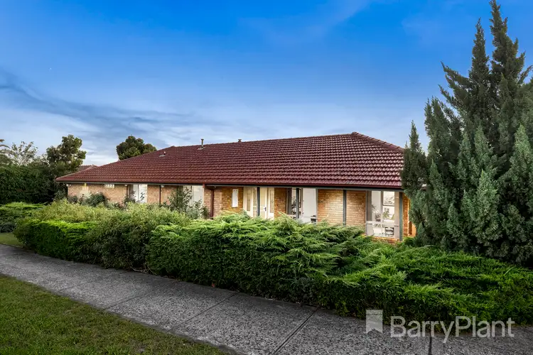 327 Gordons Road, South Morang VIC 3752