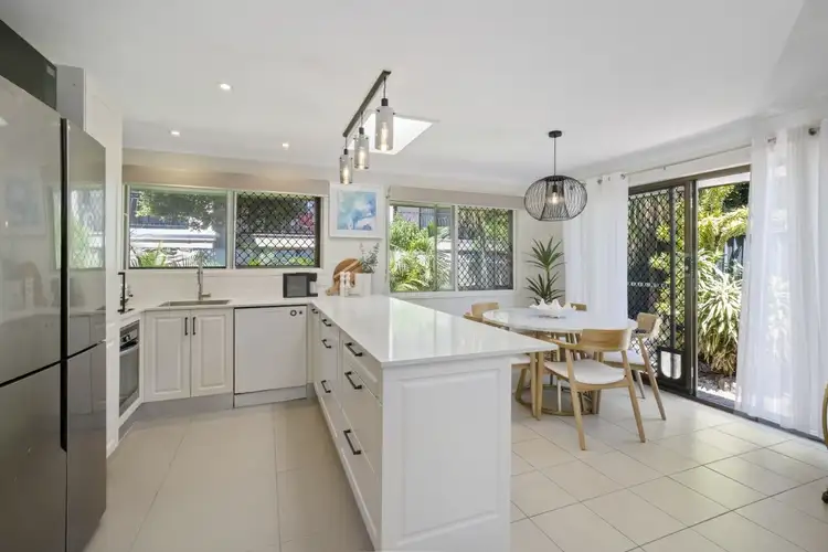 Fourth view of Homely semi-detached listing, 2/11 Esther Place, Surfers Paradise QLD 4217