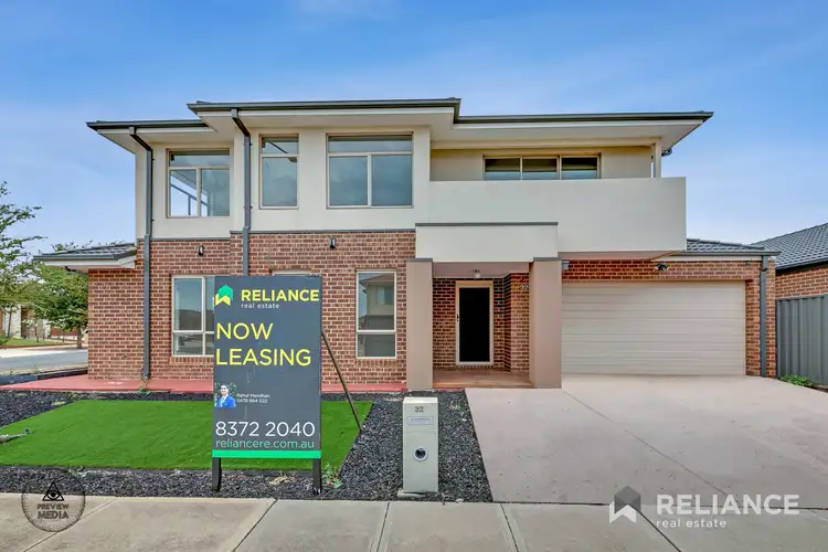 32 Caro Way, Fraser Rise VIC 3336