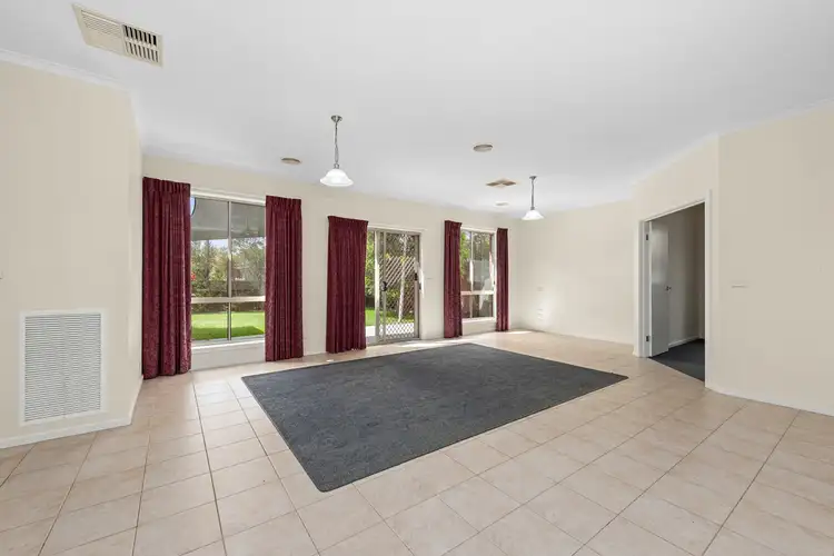 Fifth view of Homely house listing, 6 Parkwood Street, Alfredton VIC 3350
