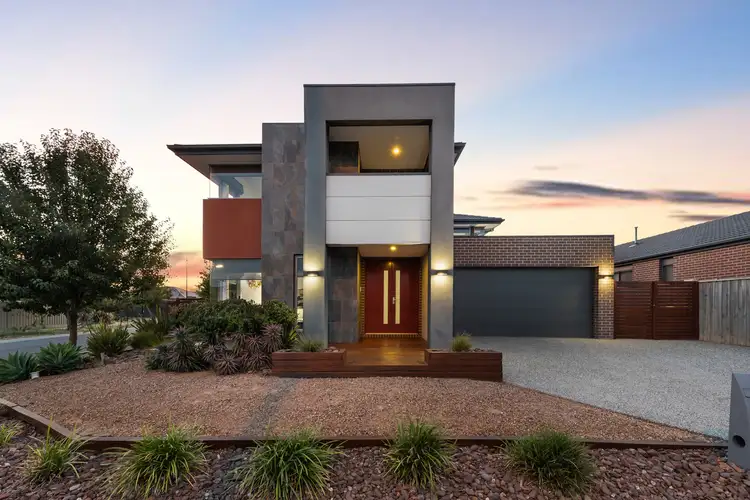 1 Riviera Drive, Hillside VIC 3037