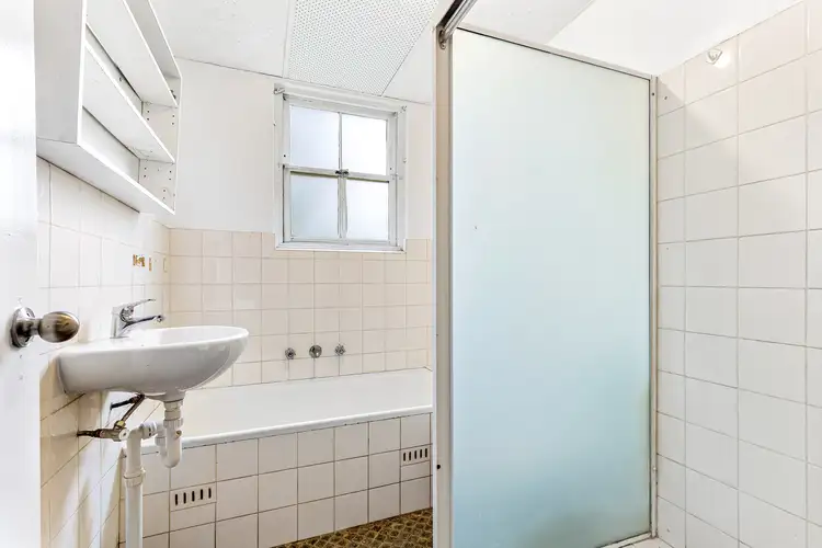Sixth view of Homely apartment listing, 1/11 Richmond Avenue, Dee Why NSW 2099