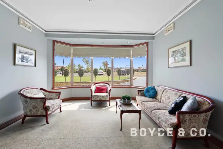 Sixth view of Homely house listing, 3 Lyndhurst Square, Drouin VIC 3818