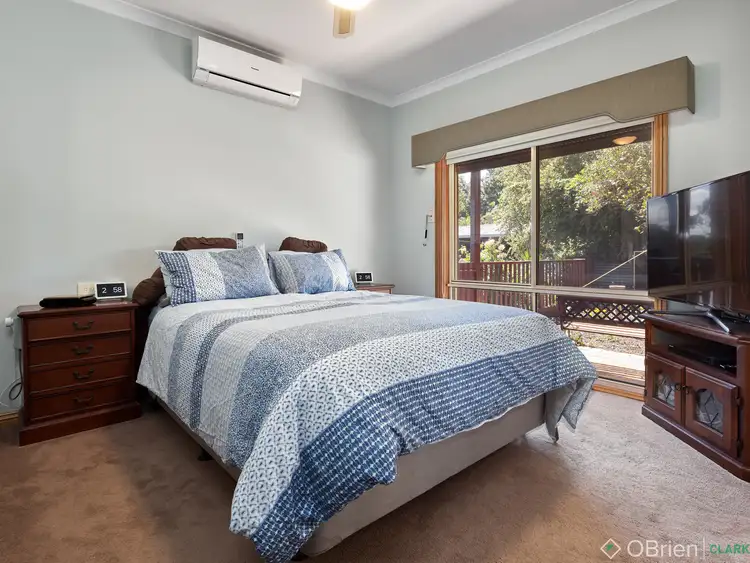 Fifth view of Homely house listing, 10 Hunter Close, Drouin VIC 3818