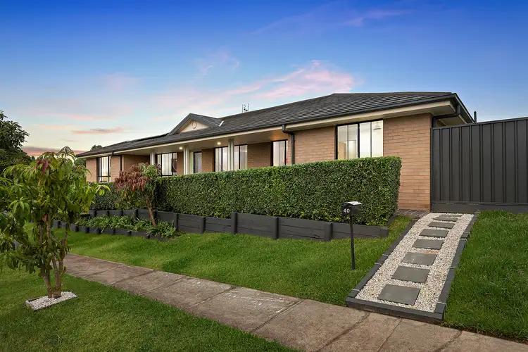 40 Cleveland Street, Cameron Park NSW 2285