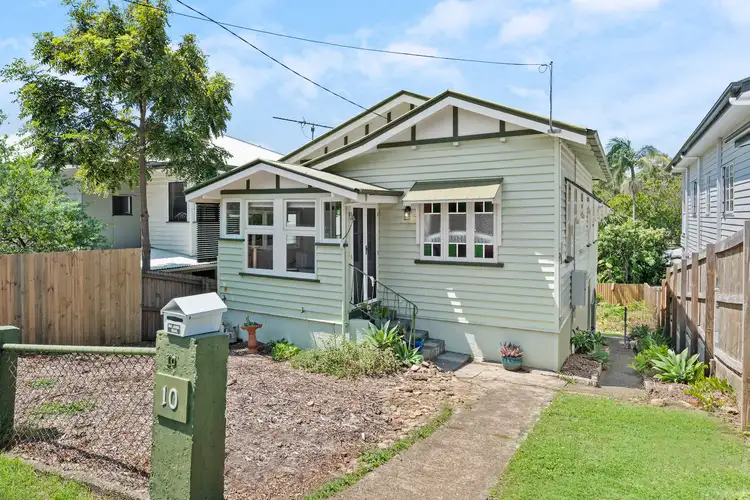 10 Elliot Street, Norman Park QLD 4170